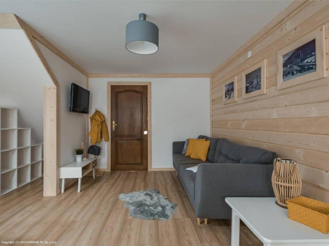 Villa Julia - Apartamenty Widokowe ビャウィ・ドゥナイェツ エクステリア 写真