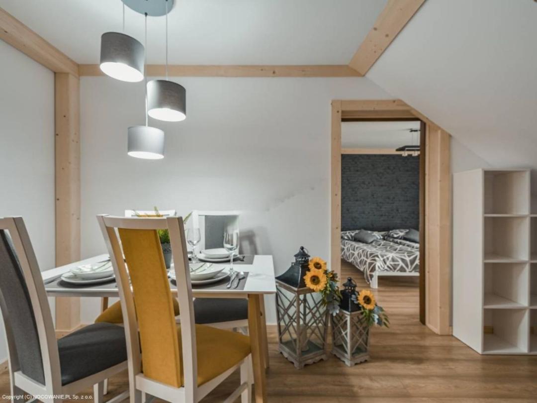 Villa Julia - Apartamenty Widokowe ビャウィ・ドゥナイェツ エクステリア 写真